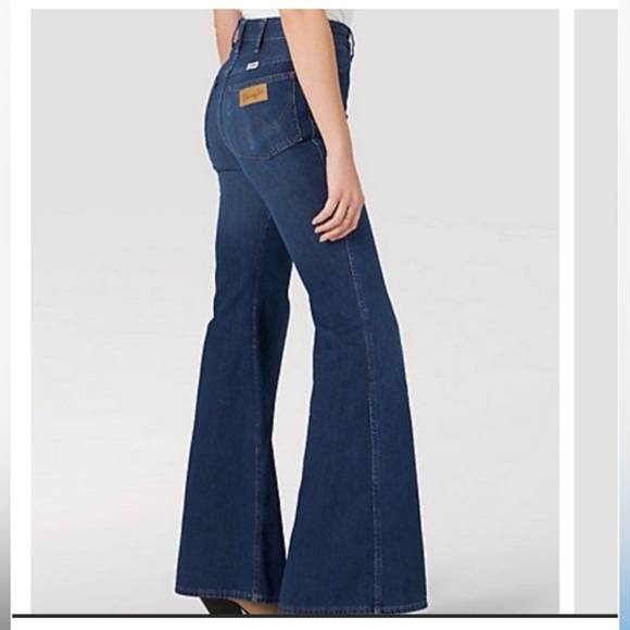 Wrangler Wander Jeans 26 X 32 | Stylish Women's Denim - Picture 4 of 7